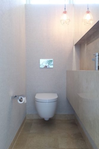 Baño de visitas MB