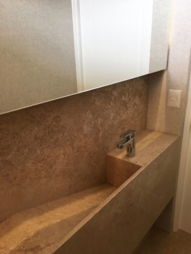 Baño de visitas MB